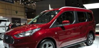 Używany Ford Tourneo Connect – czy warto go kupować? Używany Ford Tourneo Connect – czy warto go kupować?