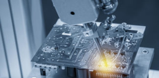 Jak wyglądają etapy montażu SMD i THT na układach scalonych? Kontraktowy montaż elektroniki w praktyce