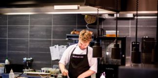 Czy warto wyposażyć swoją gastronomię w piec konwekcyjno-parowy UNOX?